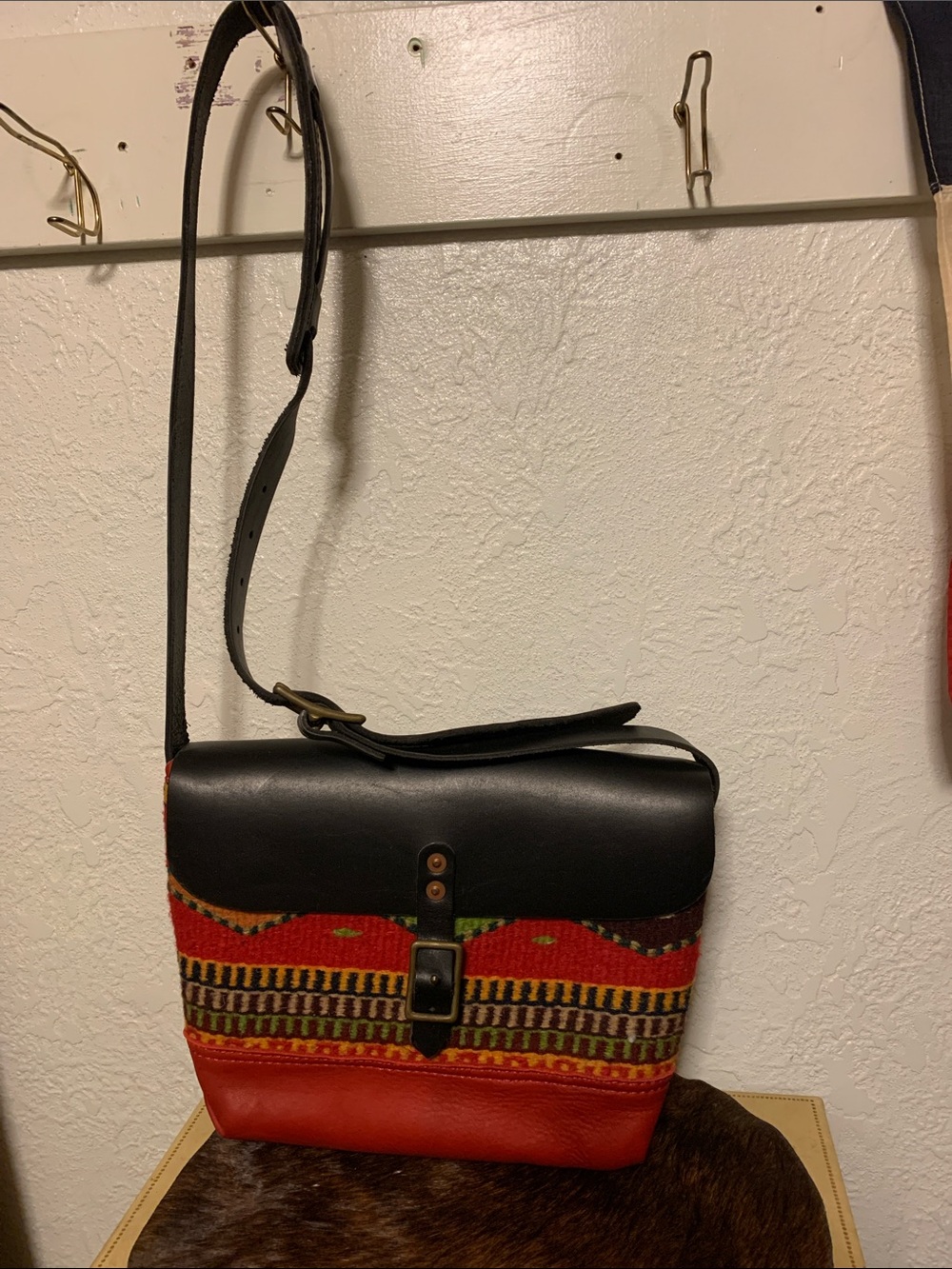 Will leather goods cross body bag